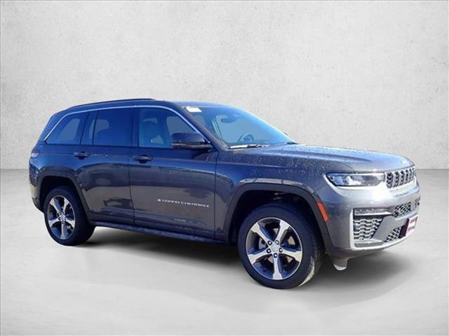 New 2026 Jeep Grand Cherokee Limited w/ Luxury Tech Group II AWD/4WD image 5