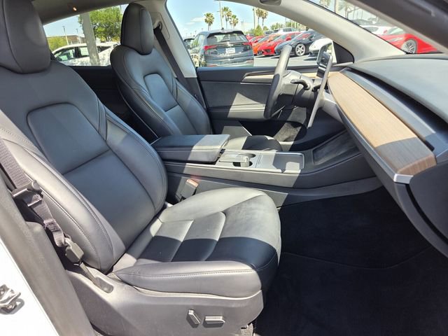 Used 2023 Tesla Model Y Performance AWD/4WD image 19