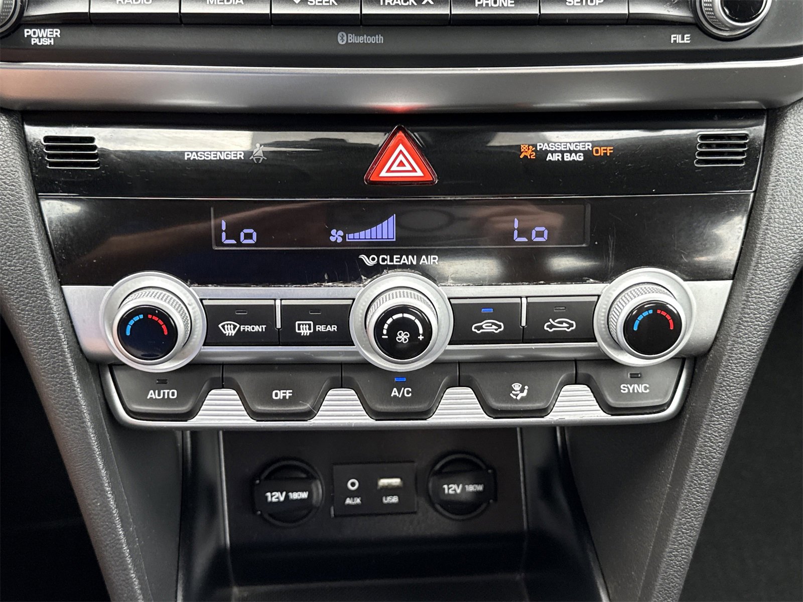 Used 2020 Hyundai Elantra SE w/ Cargo Package (C1) image 21