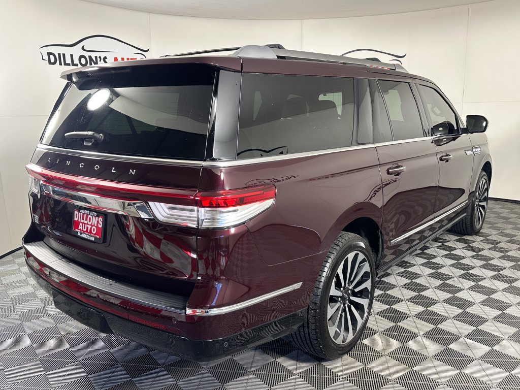 Used 2024 Lincoln Navigator L Reserve AWD/4WD image 9