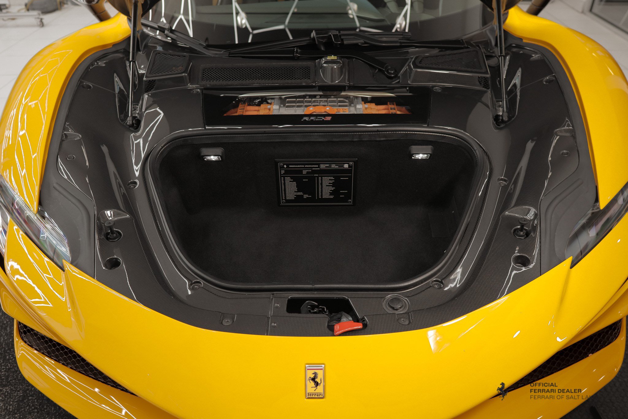 Used 2022 Ferrari SF90 Spider AWD/4WD image 10