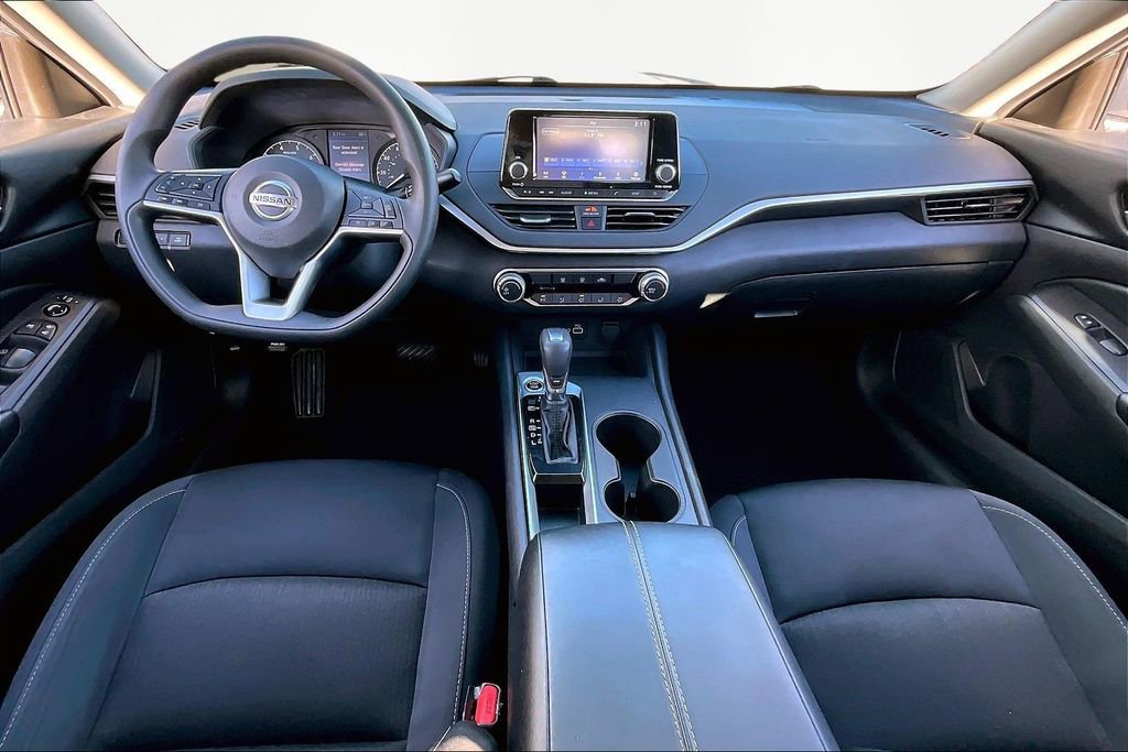 Used 2022 Nissan Altima 2.5 S image 8