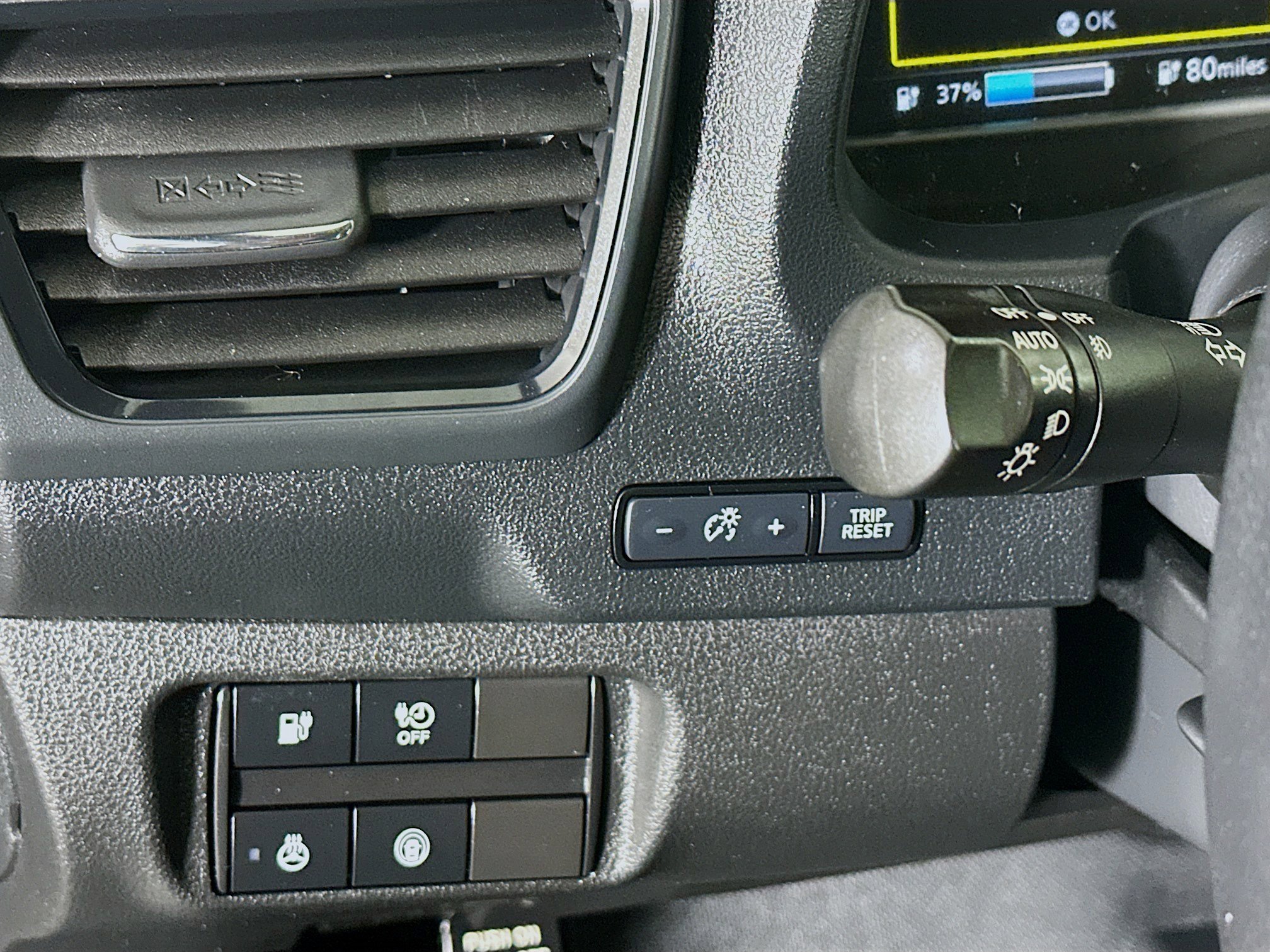 Used 2021 Nissan Leaf SV Plus image 17