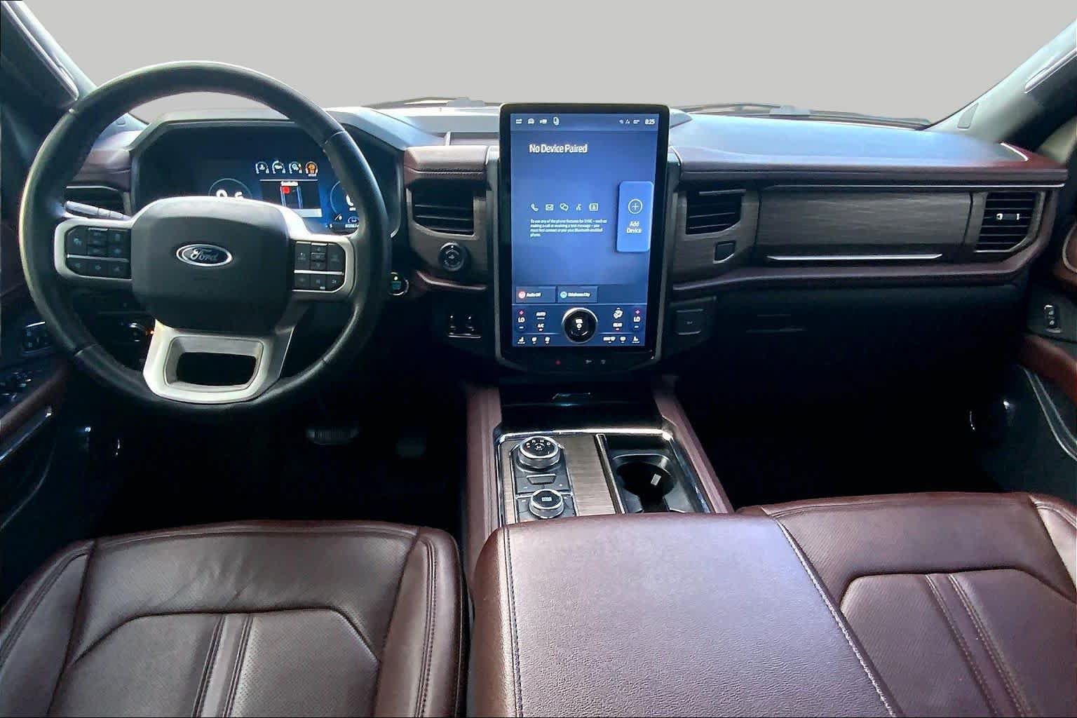 Used 2022 Ford Expedition Limited AWD/4WD image 16