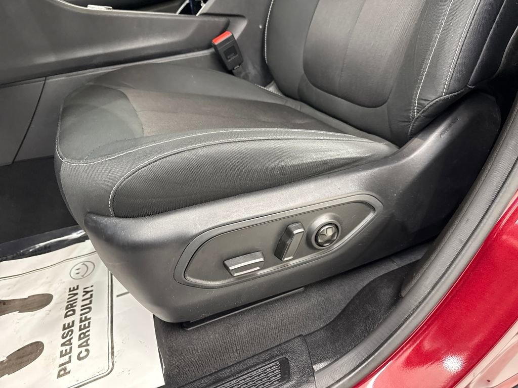 Used 2023 Jeep Grand Cherokee Laredo w/ Luxury Tech Group I image 12