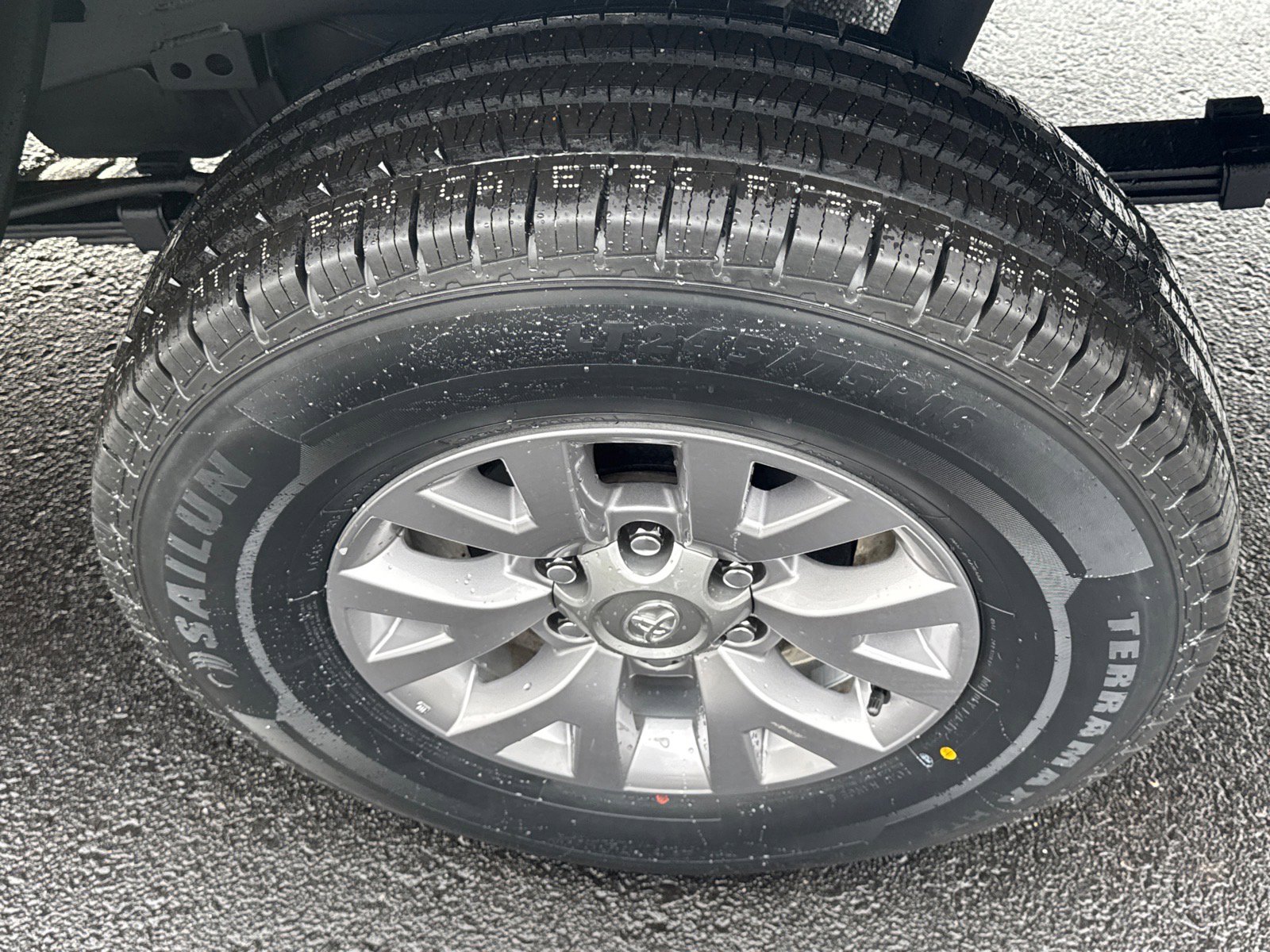 Used 2021 Toyota Tacoma SR image 5