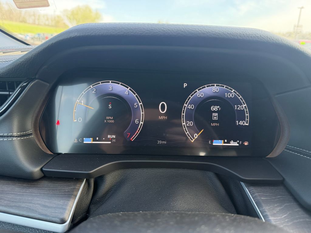 New 2026 Jeep Grand Cherokee Altitude AWD/4WD image 25