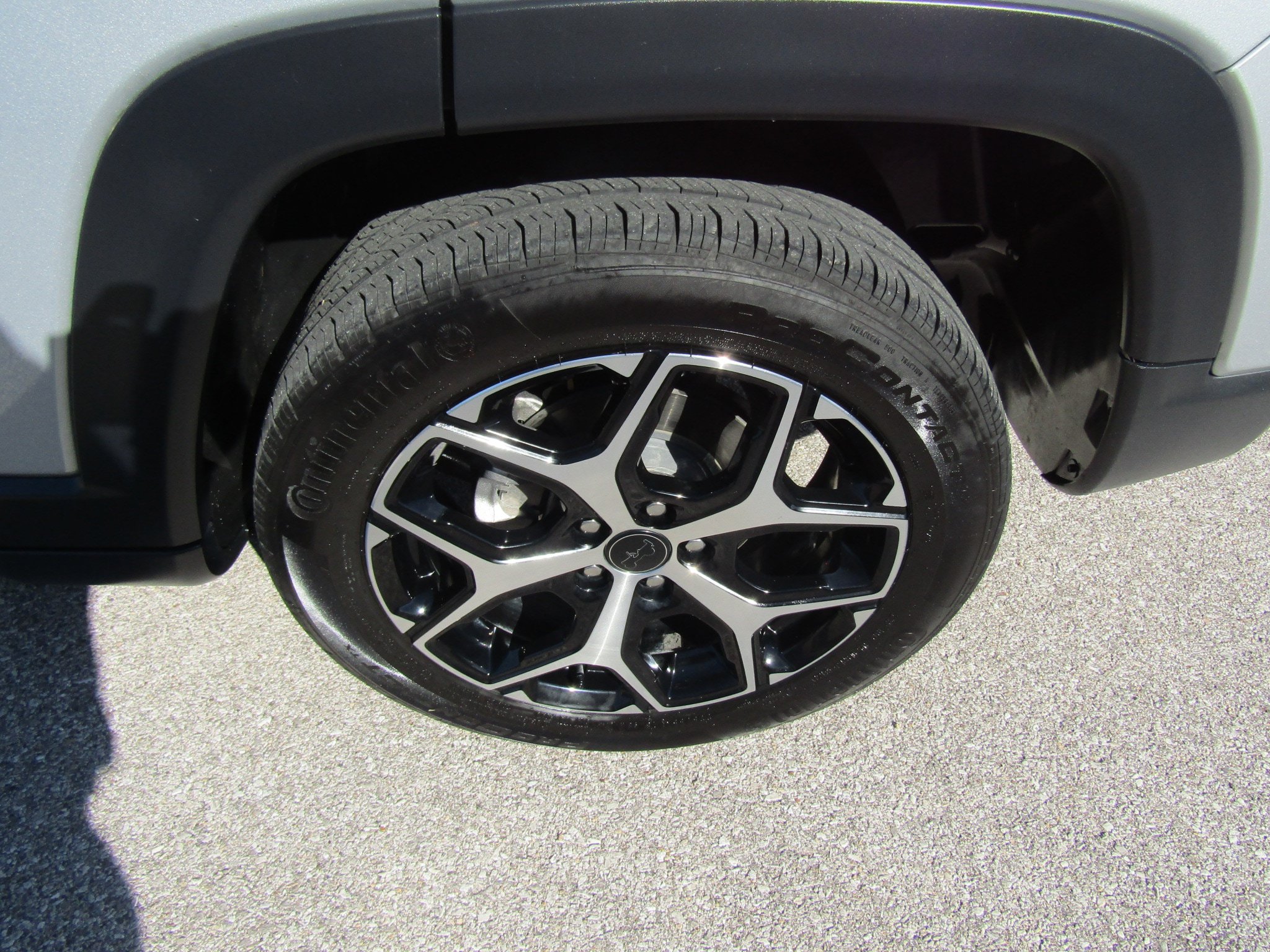 Used 2025 Jeep Compass Limited AWD/4WD image 10