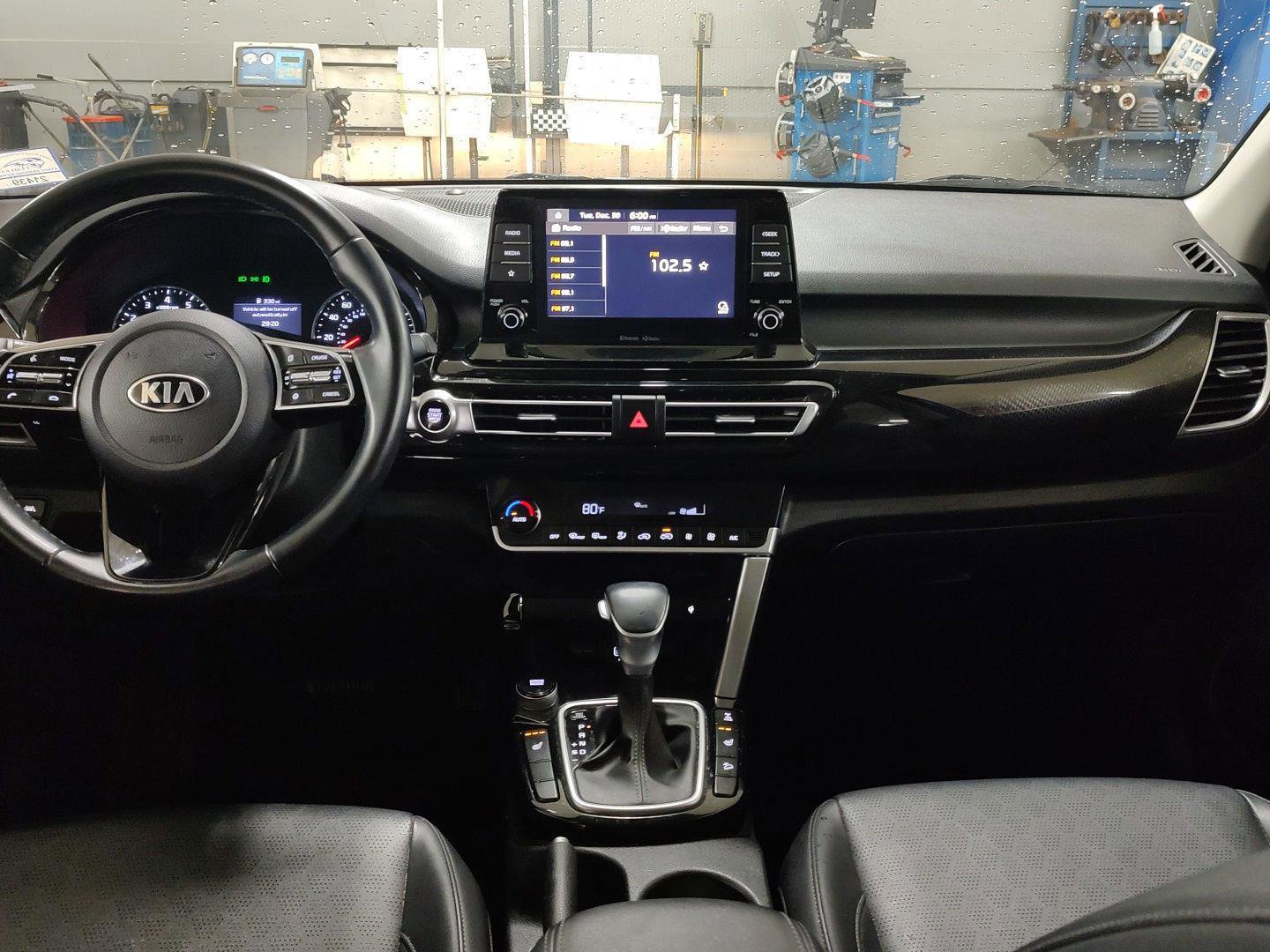 Used 2021 Kia Seltos EX image 19