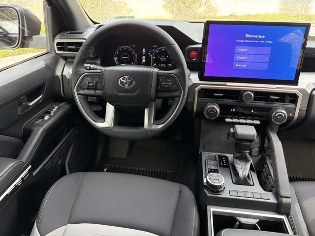 Certified 2025 Toyota Tacoma TRD Off-Road AWD/4WD image 23