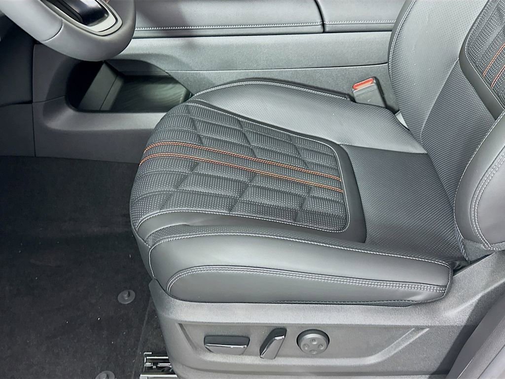 New 2026 Nissan Armada PRO-4X image 27