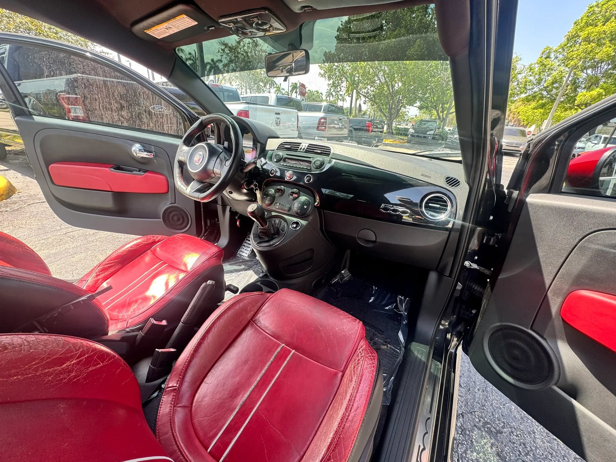 Used 2012 FIAT 500 Abarth w/ Safety & Convenience Pkg FWD image 16