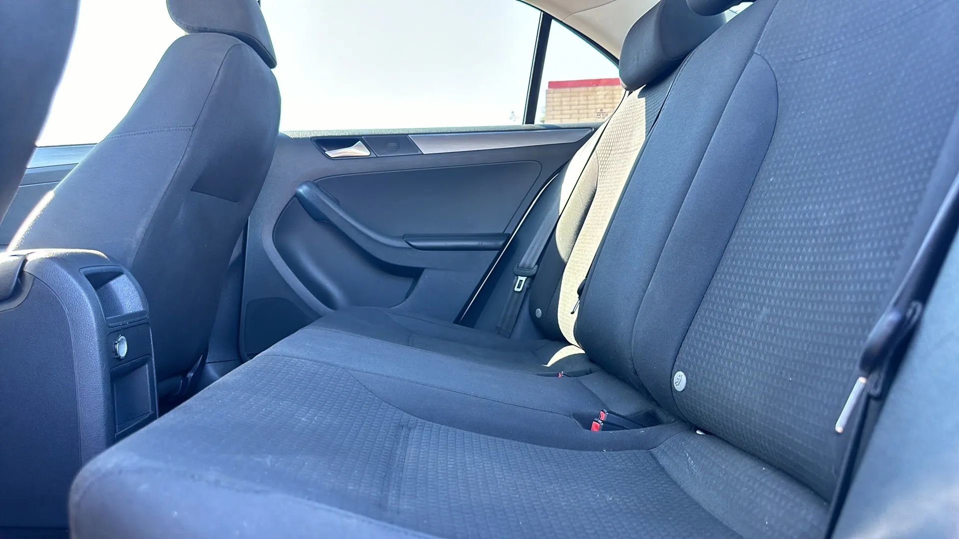 Used 2015 Volkswagen Jetta TDI S FWD image 4
