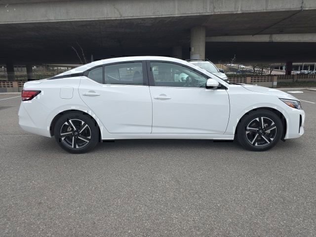 Used 2024 Nissan Sentra SV image 7