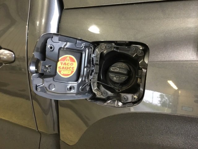 Used 2022 Toyota Tacoma SR image 15