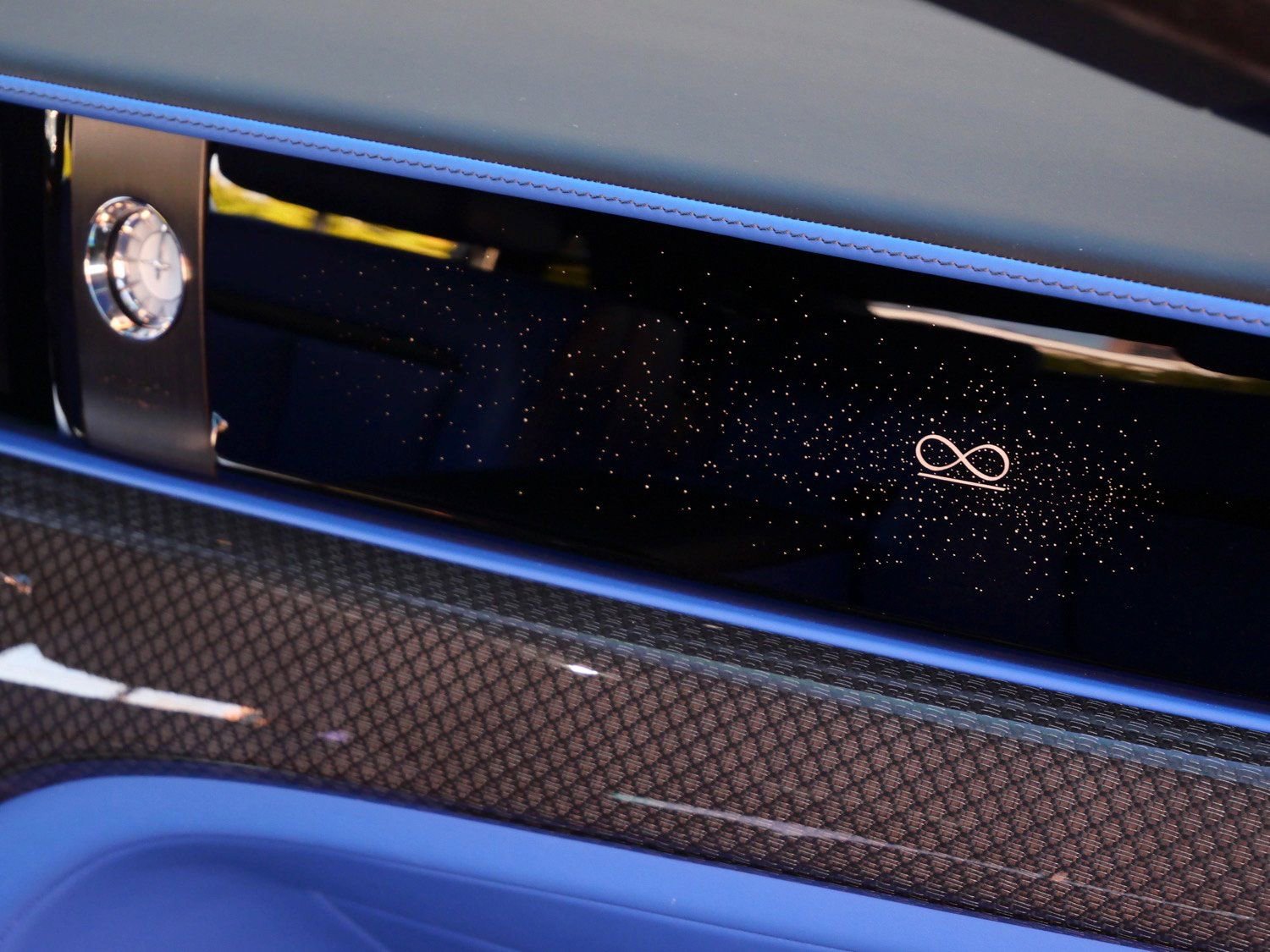 Certified 2023 Rolls-Royce Ghost Black Badge w/ Black Badge Ghost Package image 38