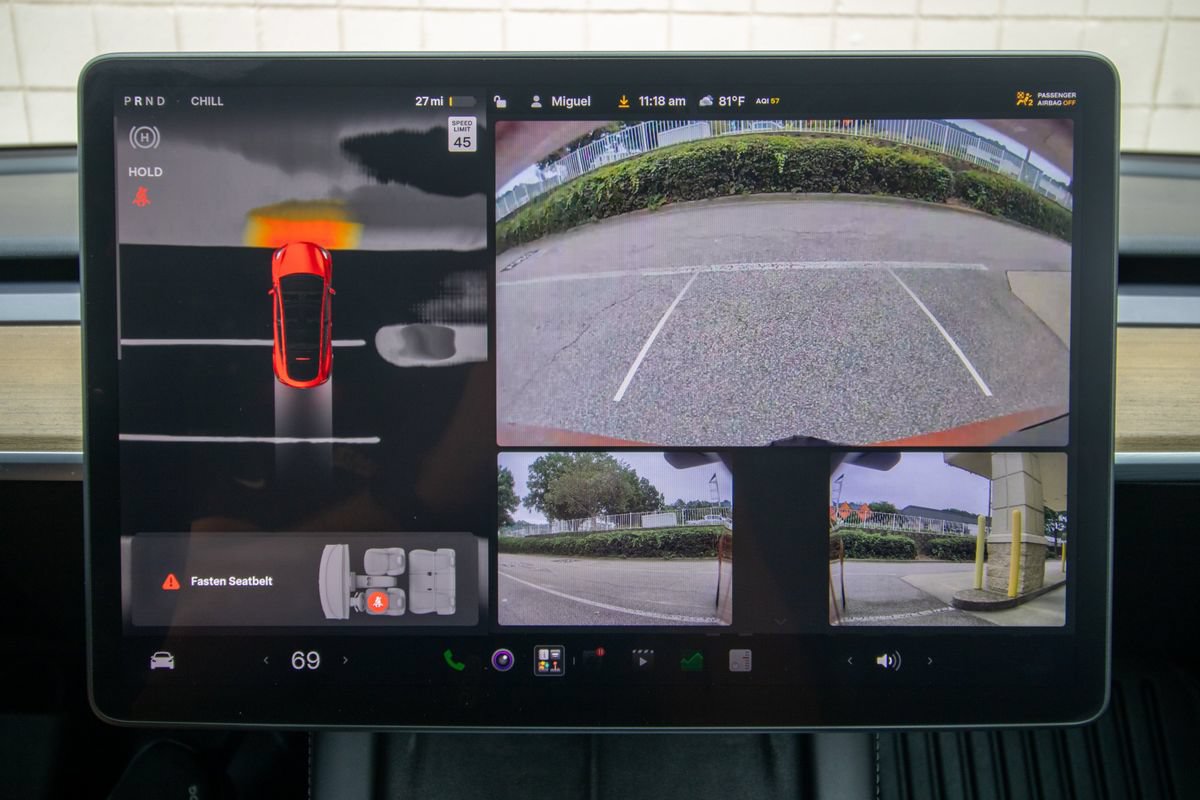 Used 2023 Tesla Model Y Long Range AWD/4WD image 27