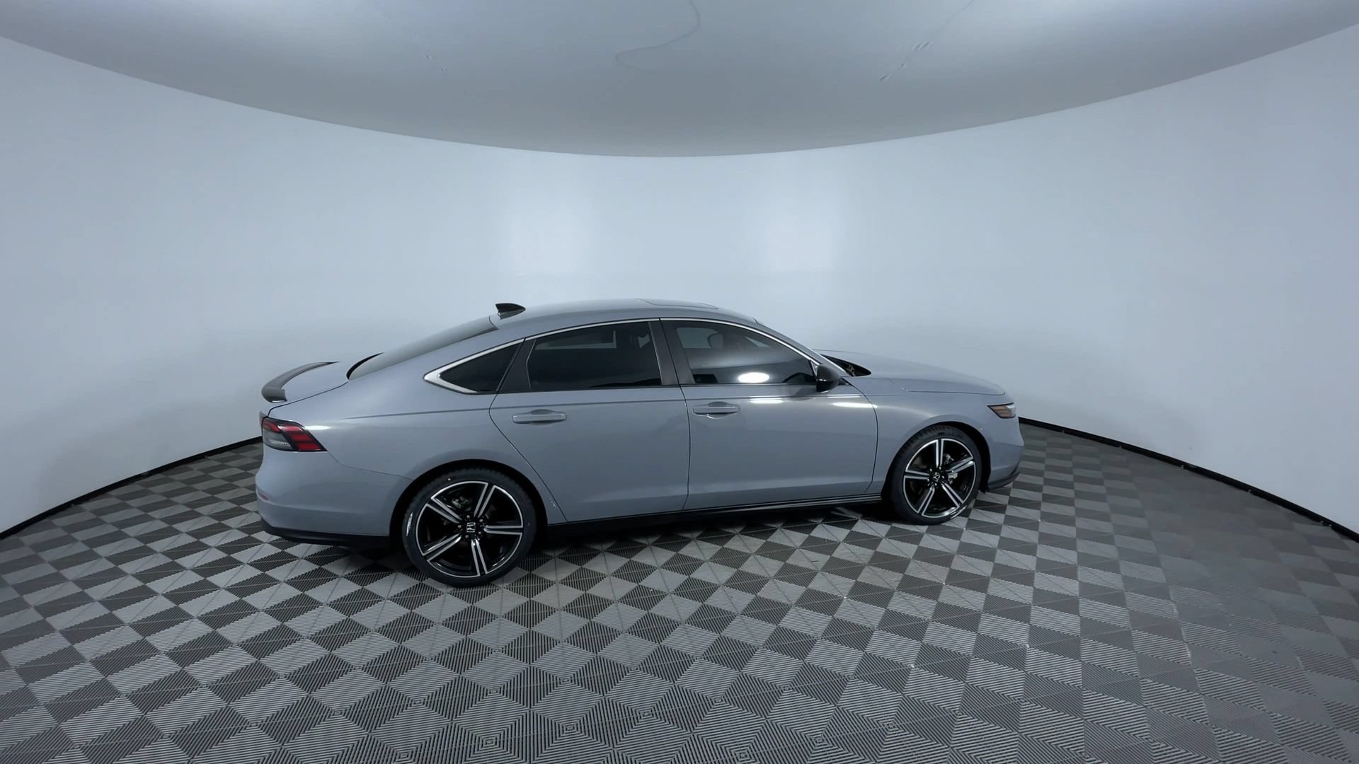 Used 2023 Honda Accord Sport image 9