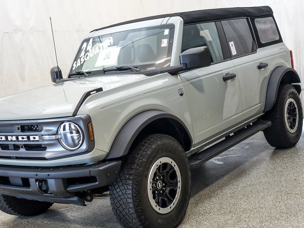 Used 2024 Ford Bronco Big Bend w/ Sasquatch Package AWD/4WD image 4