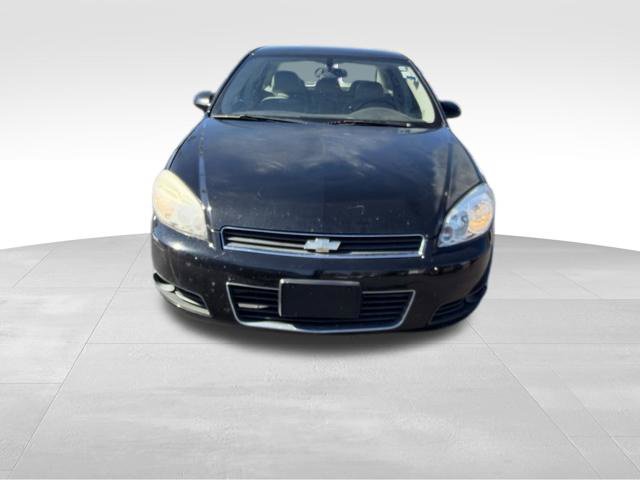 Used 2007 Chevrolet Impala LT FWD image 2