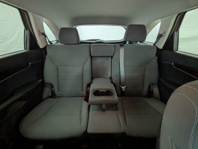 Used 2016 Kia Sorento LX w/ LX Convenience Package image 16