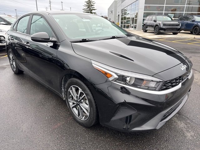 Used 2023 Kia Forte LXS w/ LXS Technology Package image 1