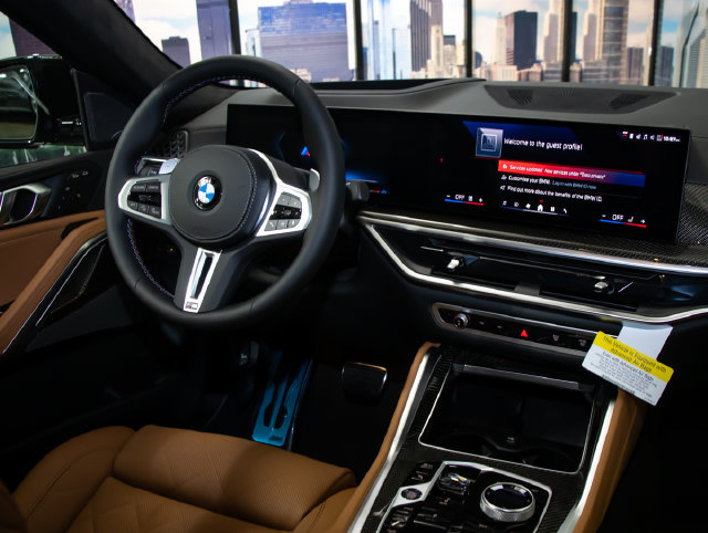 New 2027 BMW X6 M60i AWD/4WD image 15