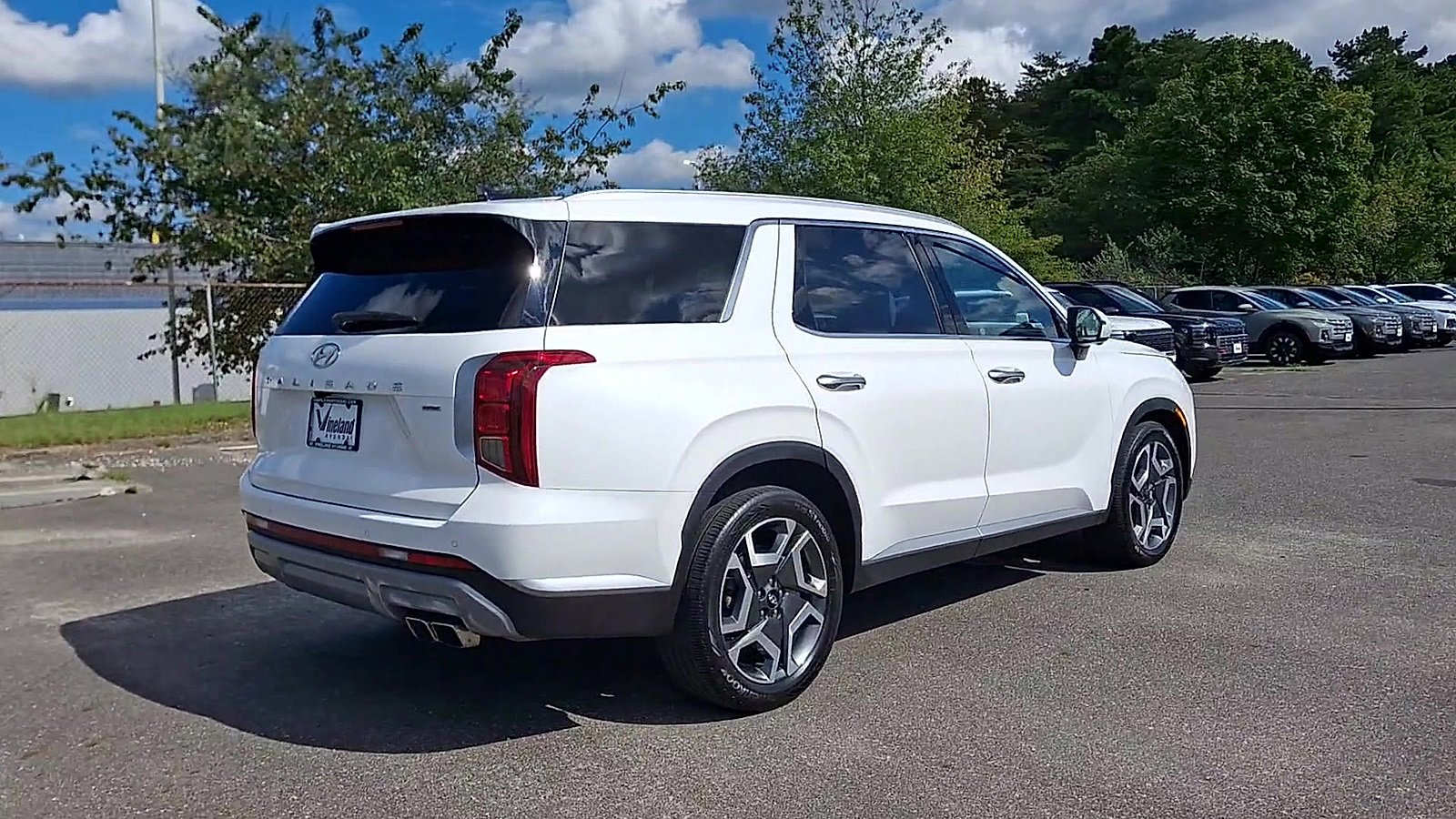 Used 2023 Hyundai Palisade SEL image 8