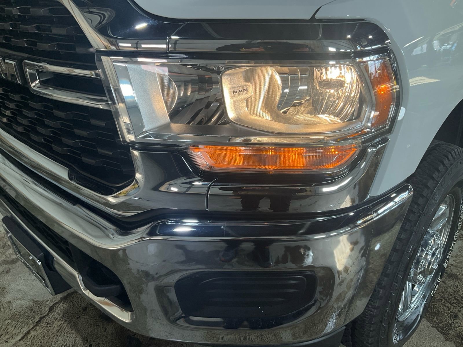 Used 2024 RAM 2500 Tradesman w/ Towing Technology Group image 19