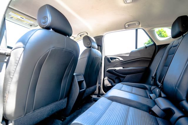 Used 2024 Chevrolet Trax LT w/ Driver Confidence Package FWD image 52