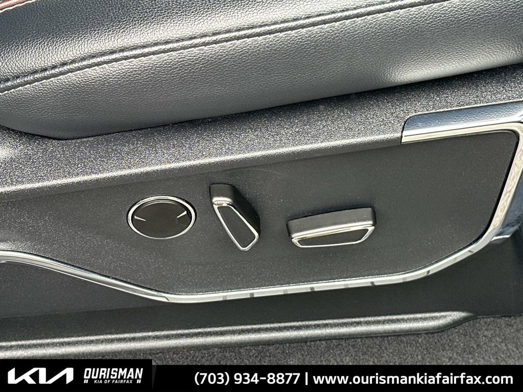 Used 2023 Ford F150 Lariat w/ Equipment Group 502A High image 22