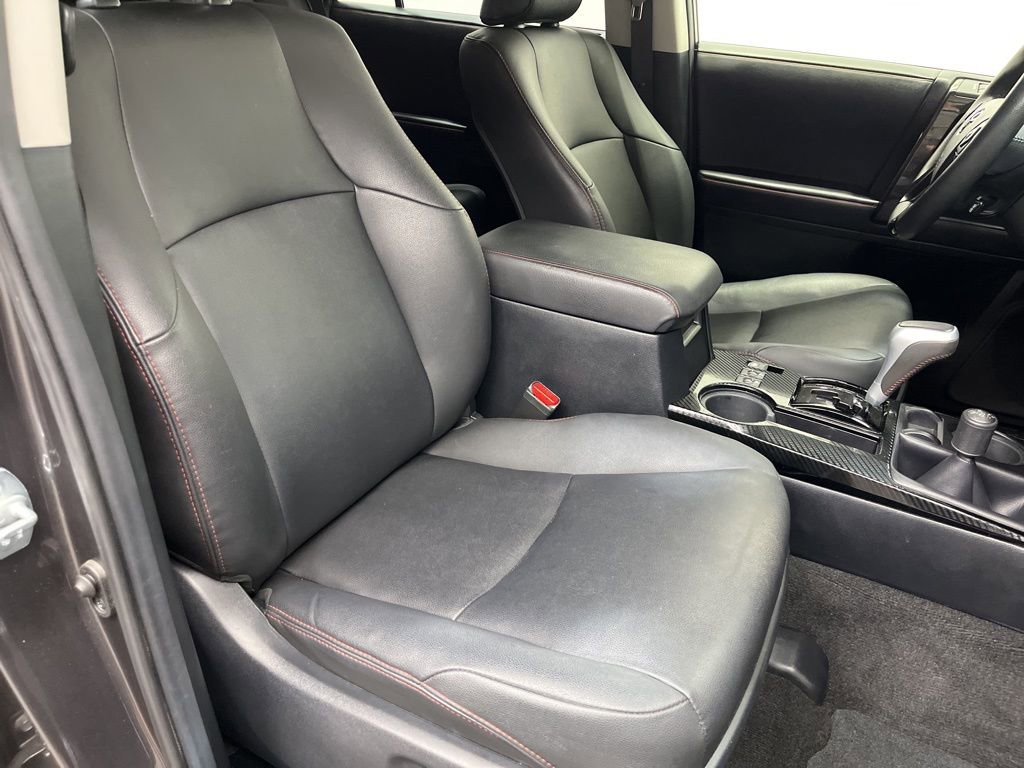 Used 2021 Toyota 4Runner TRD Off-Road Premium w/ Moonroof Package AWD/4WD image 23