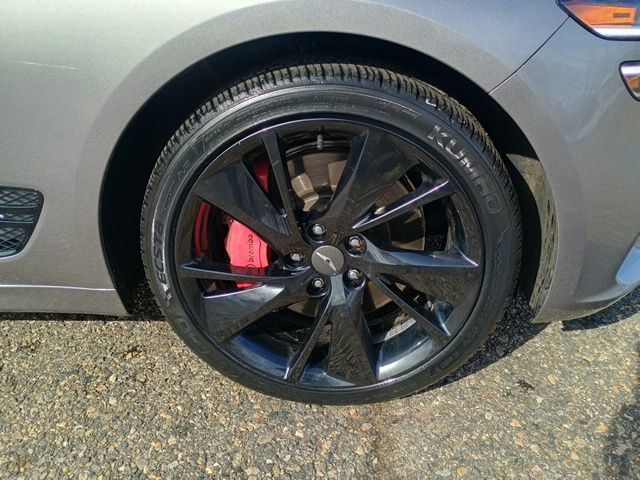 Used 2023 Genesis G70 3.3T w/ Sport Prestige Package image 10