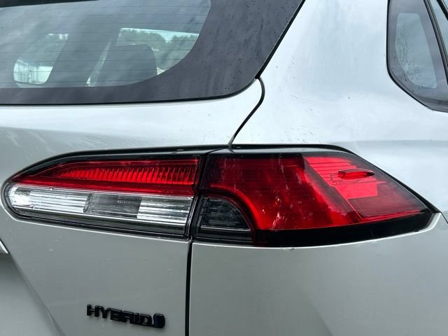 Used 2023 Toyota Corolla Cross AWD Hybrid image 11