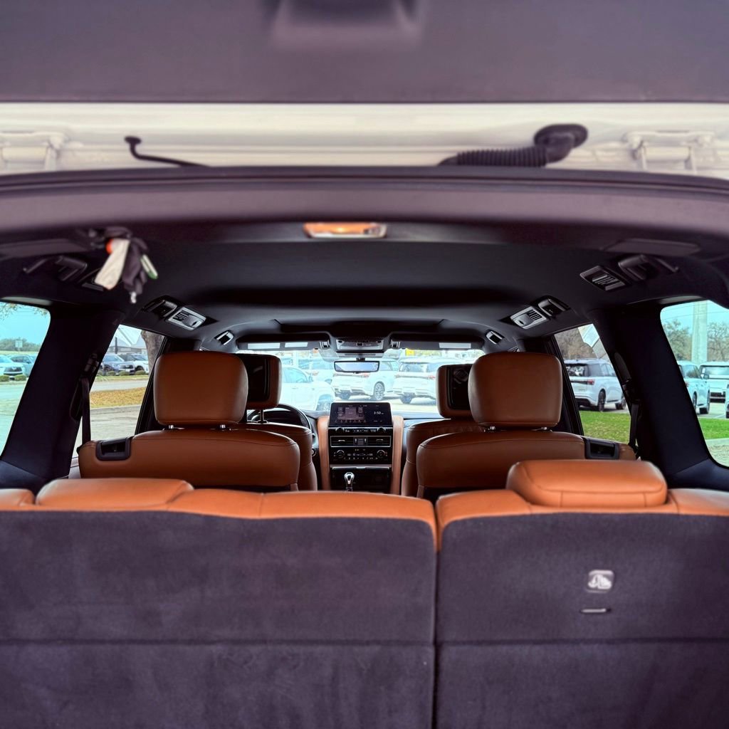 Used 2023 INFINITI QX80 Sensory w/ Cargo Package image 35