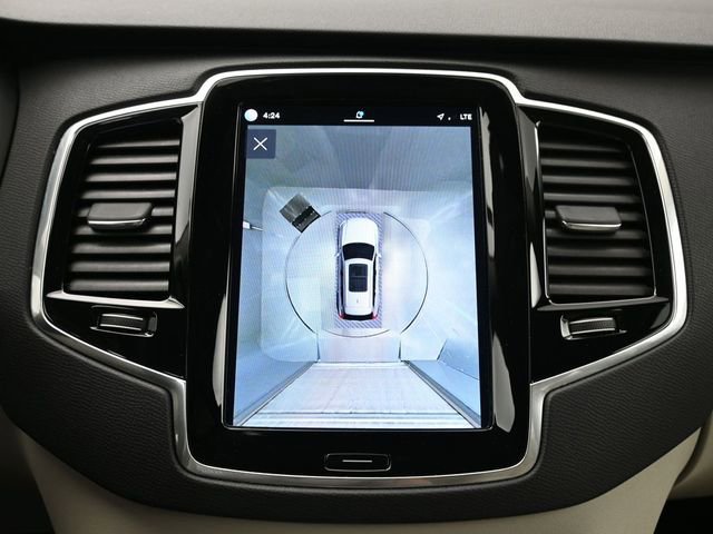 Used 2023 Volvo XC90 B6 Plus AWD/4WD image 21