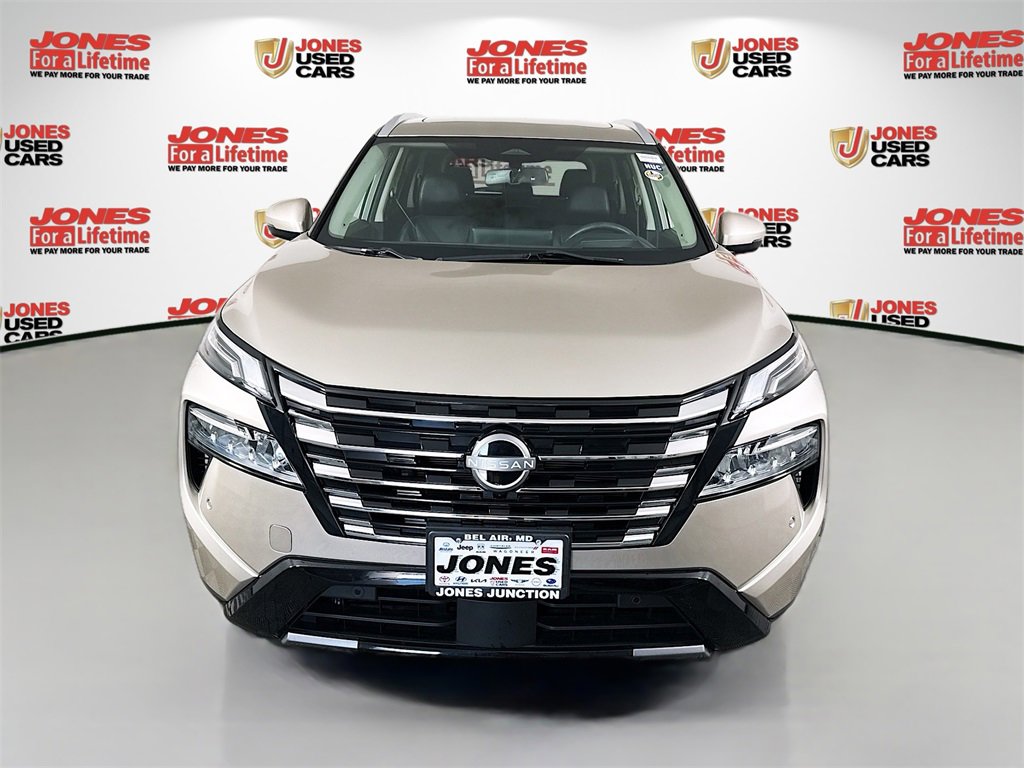 Certified 2024 Nissan Rogue Platinum w/ Platinum Premium Package image 15