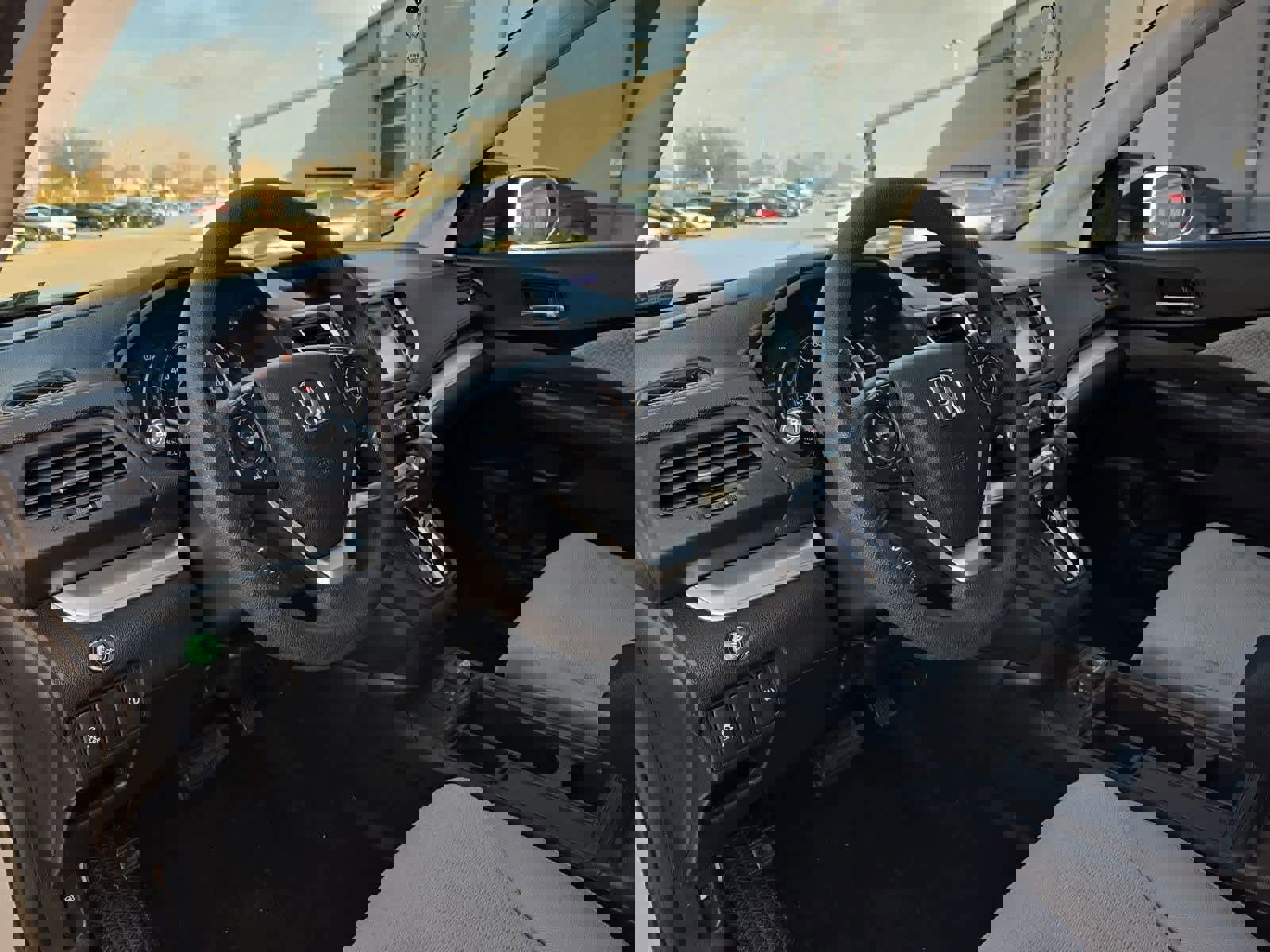 Used 2016 Honda CR-V EX image 2