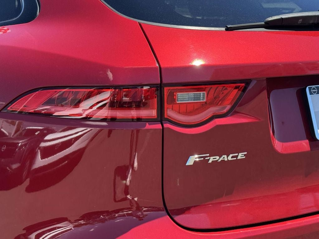 Used 2020 Jaguar F-PACE Premium AWD/4WD image 9