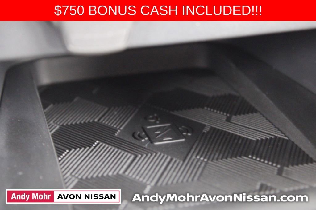 New 2025 Nissan Versa SV w/ Trunk Package image 24