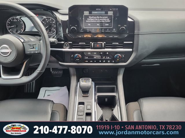 Used 2023 Nissan Pathfinder SL FWD image 14