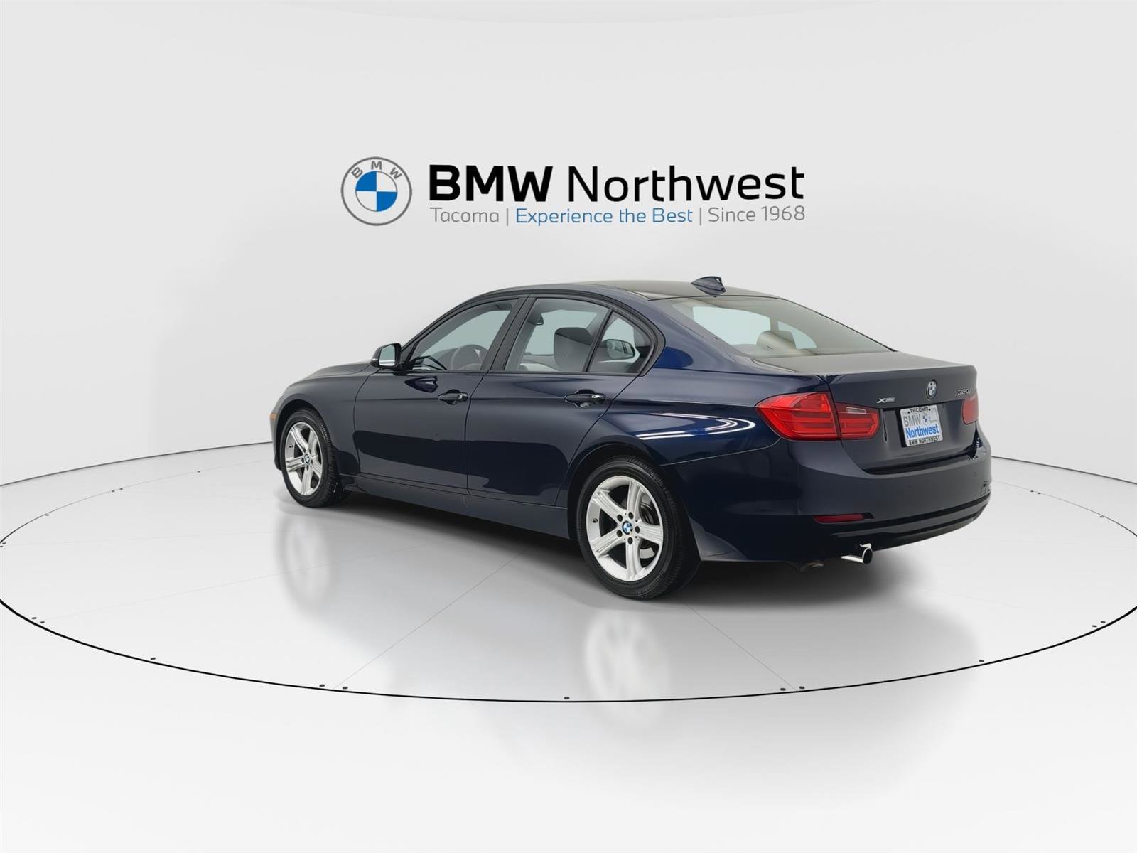 Used 2014 BMW 320i xDrive Sedan image 12
