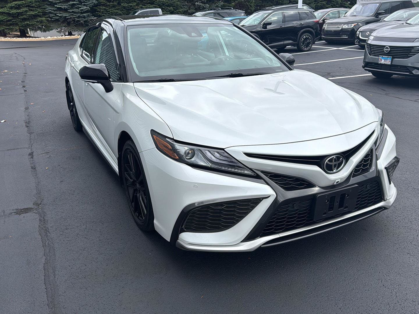 Used 2021 Toyota Camry XSE w/ Navigation Package FWD image 4