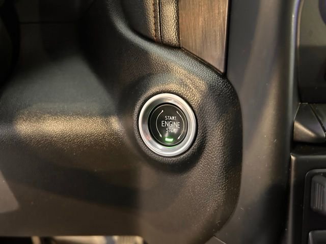 Used 2023 GMC Sierra 3500 AT4 w/ AT4 Preferred Package AWD/4WD image 29