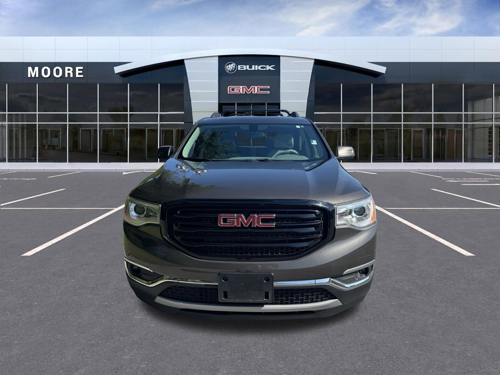 Used 2019 GMC Acadia SLE w/ LPO, Black Accent Package FWD image 9