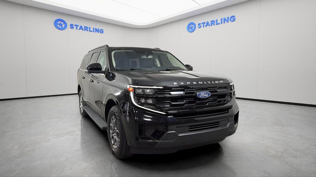 Used 2025 Ford Expedition Max Active image 10