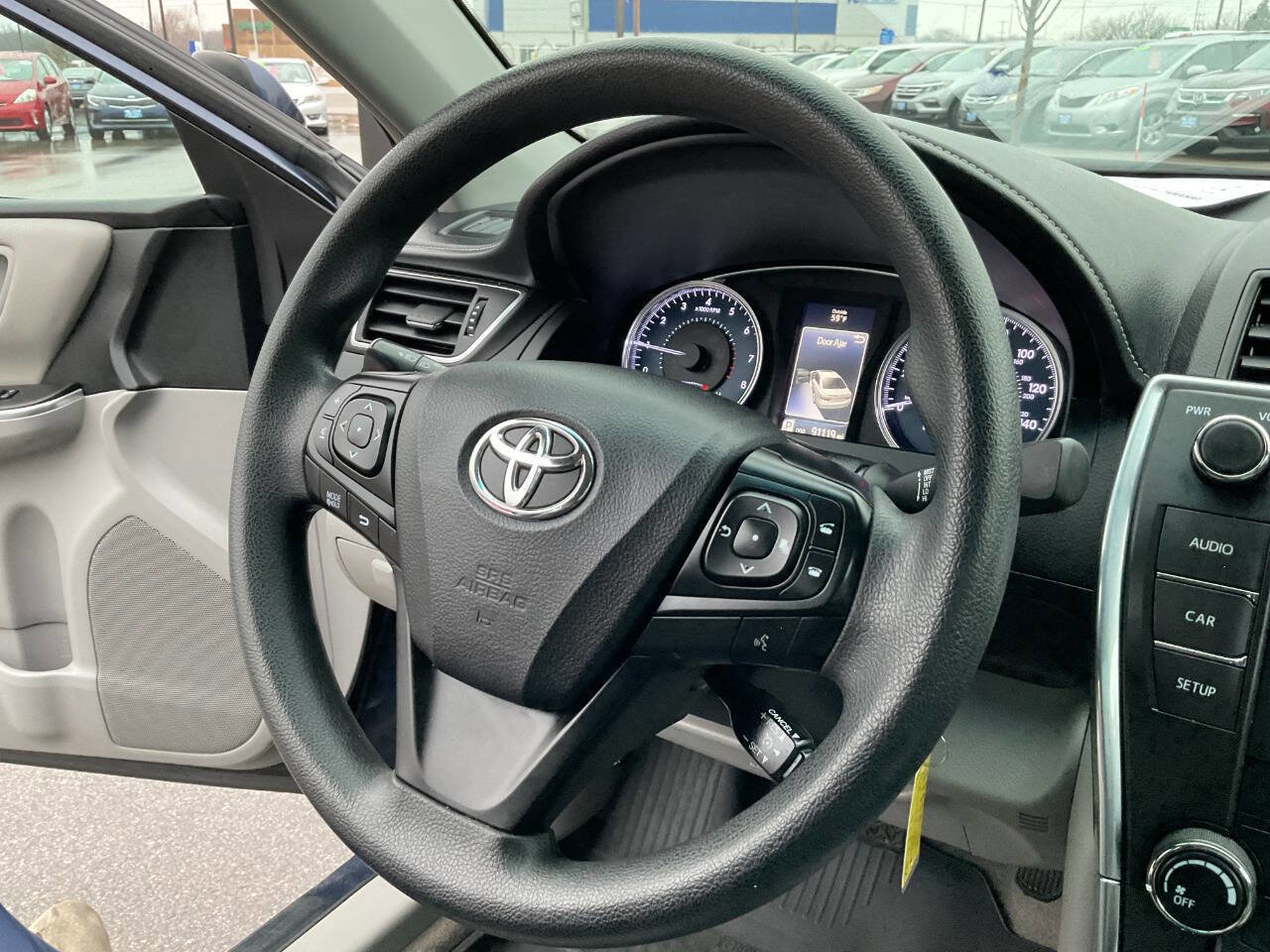 Used 2016 Toyota Camry LE image 18