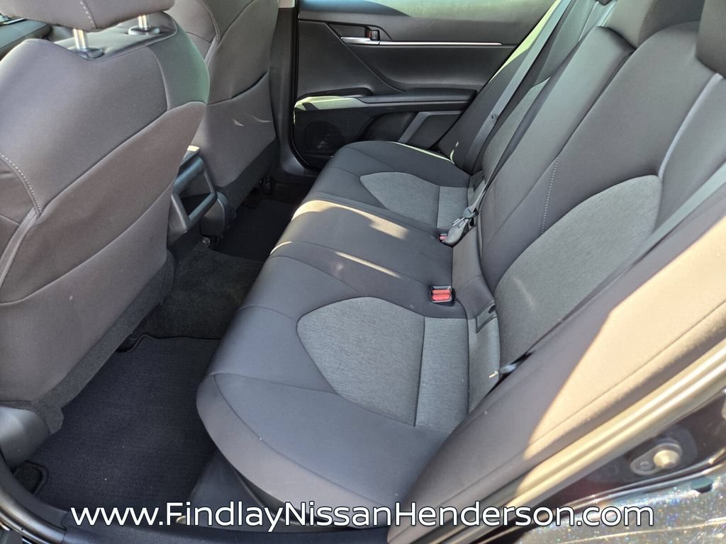 Used 2023 Toyota Camry LE FWD image 11