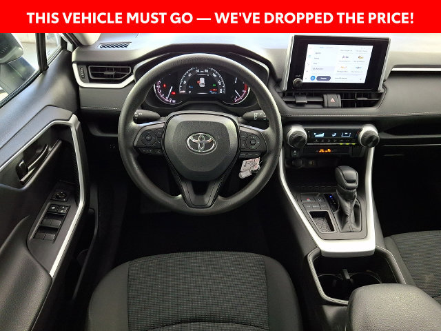 Used 2023 Toyota RAV4 LE FWD image 13
