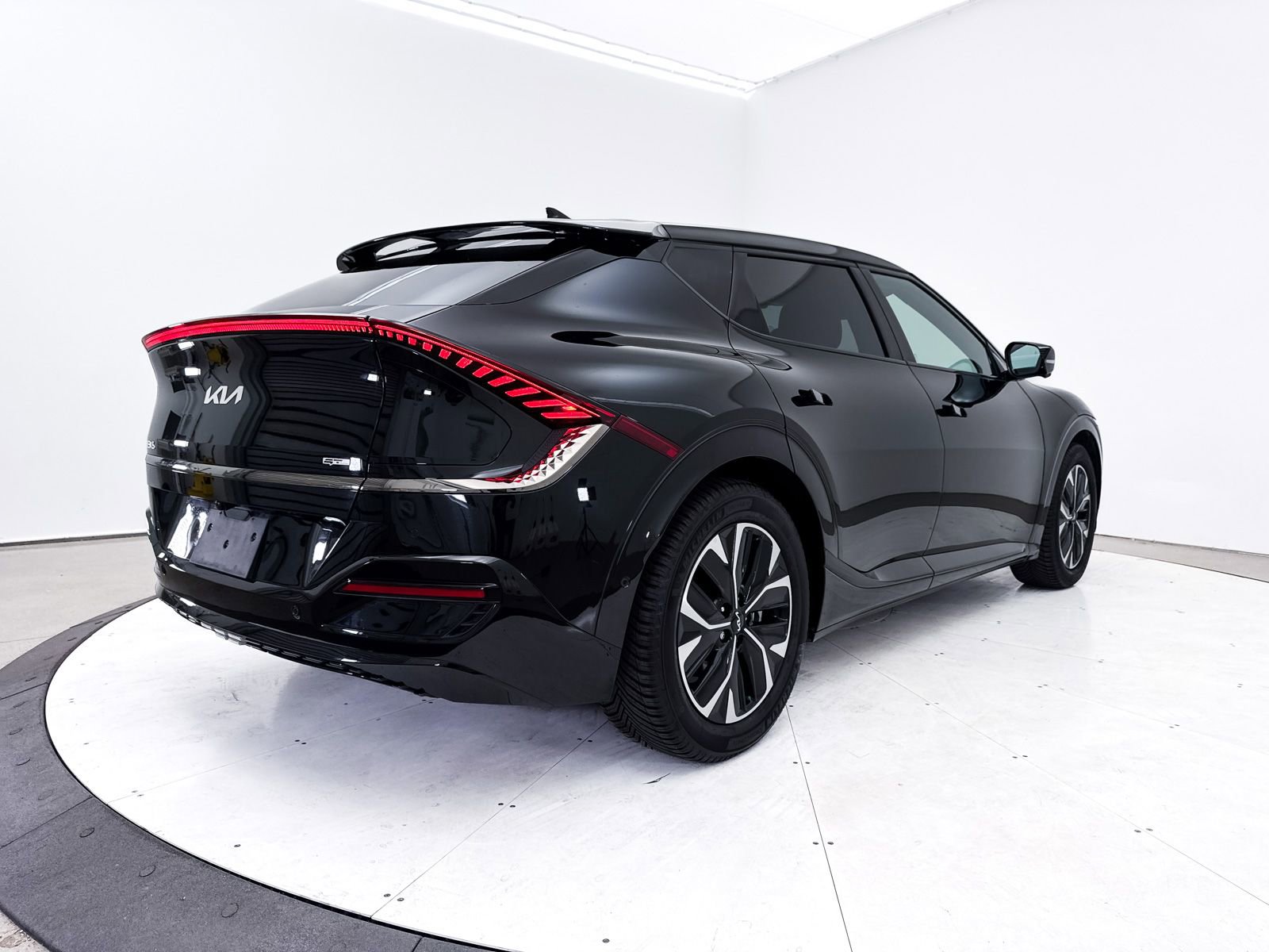 Used 2023 Kia EV6 GT-Line image 20